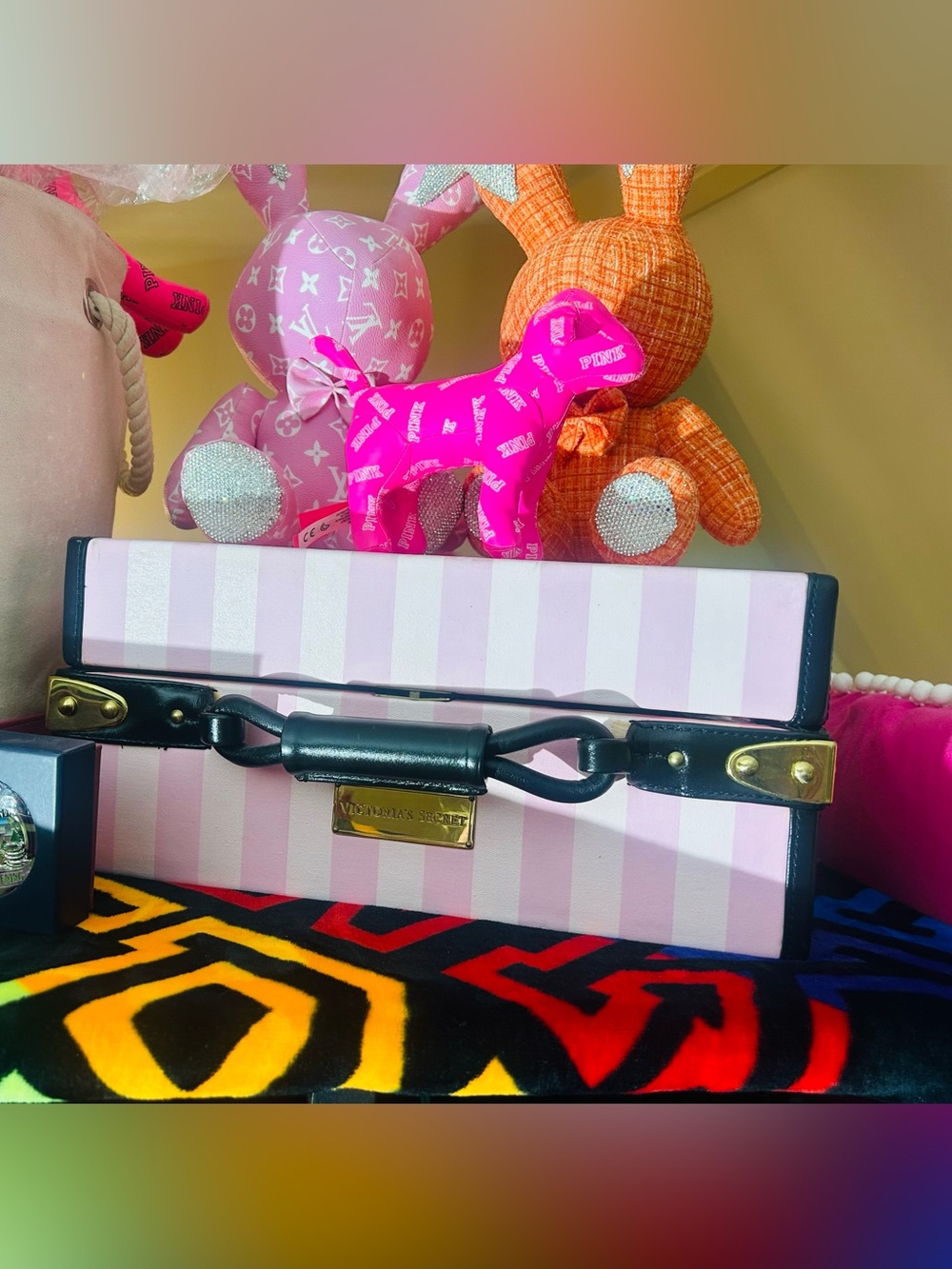 Victoria's Secret collectable display trunk / storage